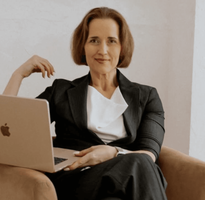 Karen Freberg