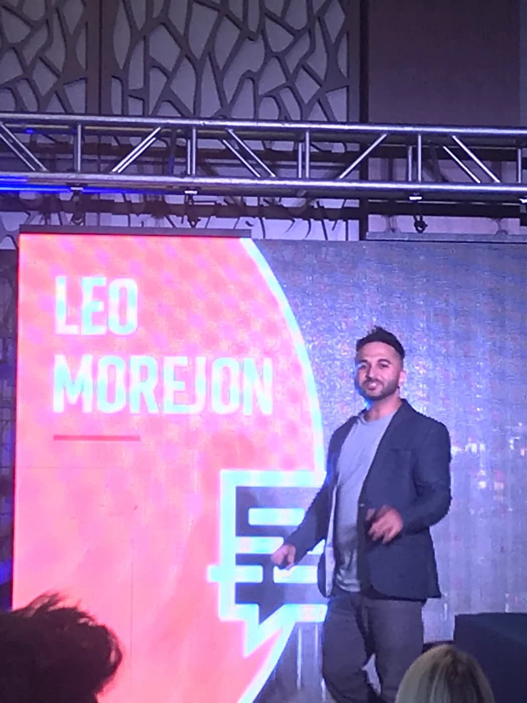 Leo Morejon delivering the closing keynote at Real Time Summit
